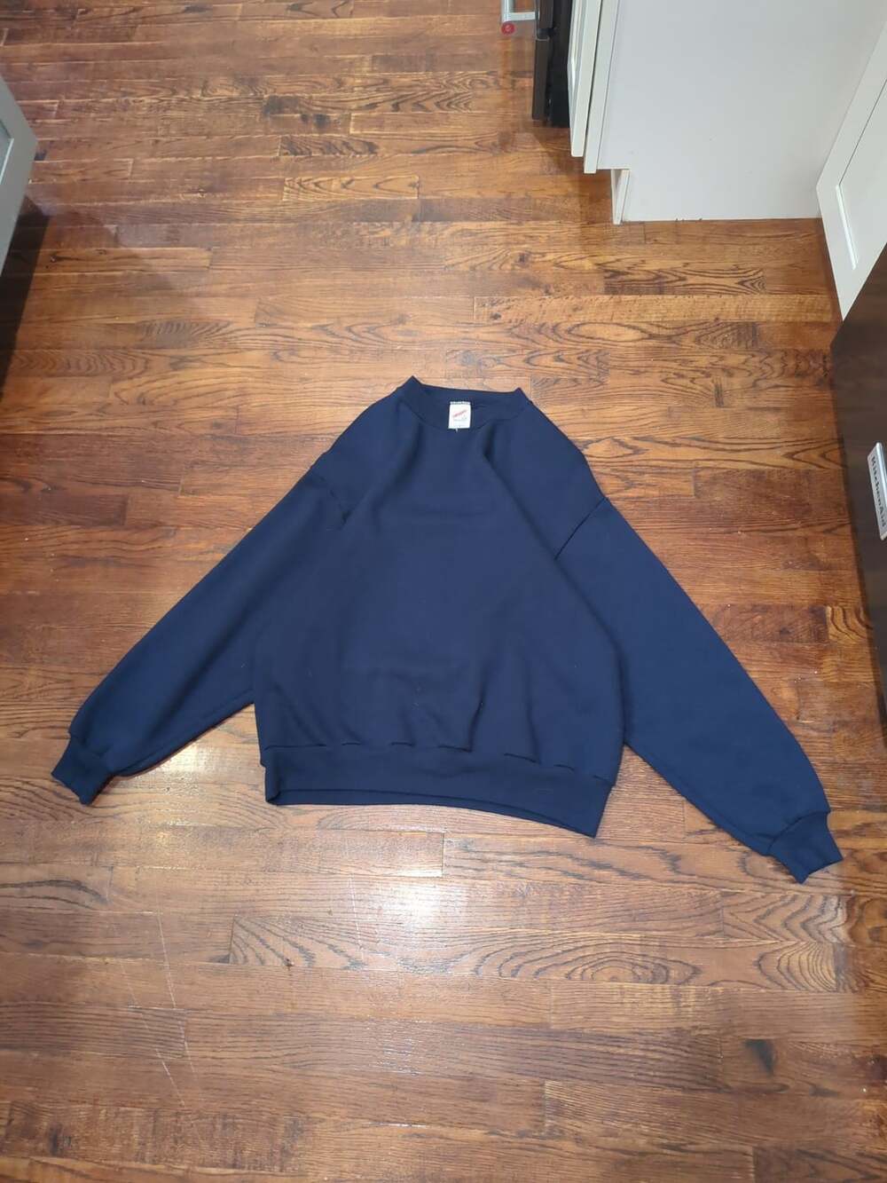 Jerzees Crewneck Sweatshirt Shoulder pads Made in USA Blue Large 1990s